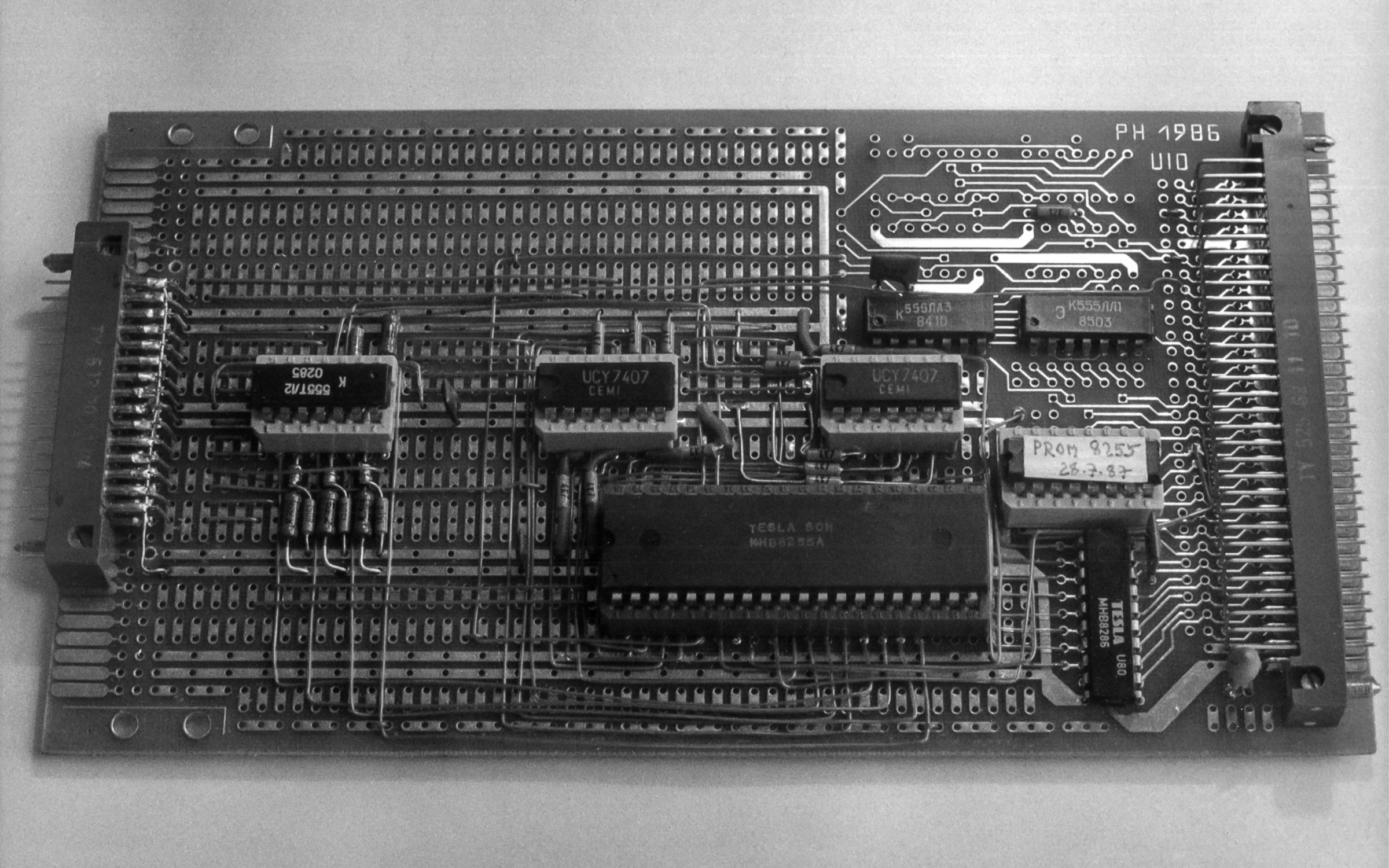 http://www.formica.cz/files/forum/%28e%29STD-BUS-SYSTEM-0001-2400.jpg